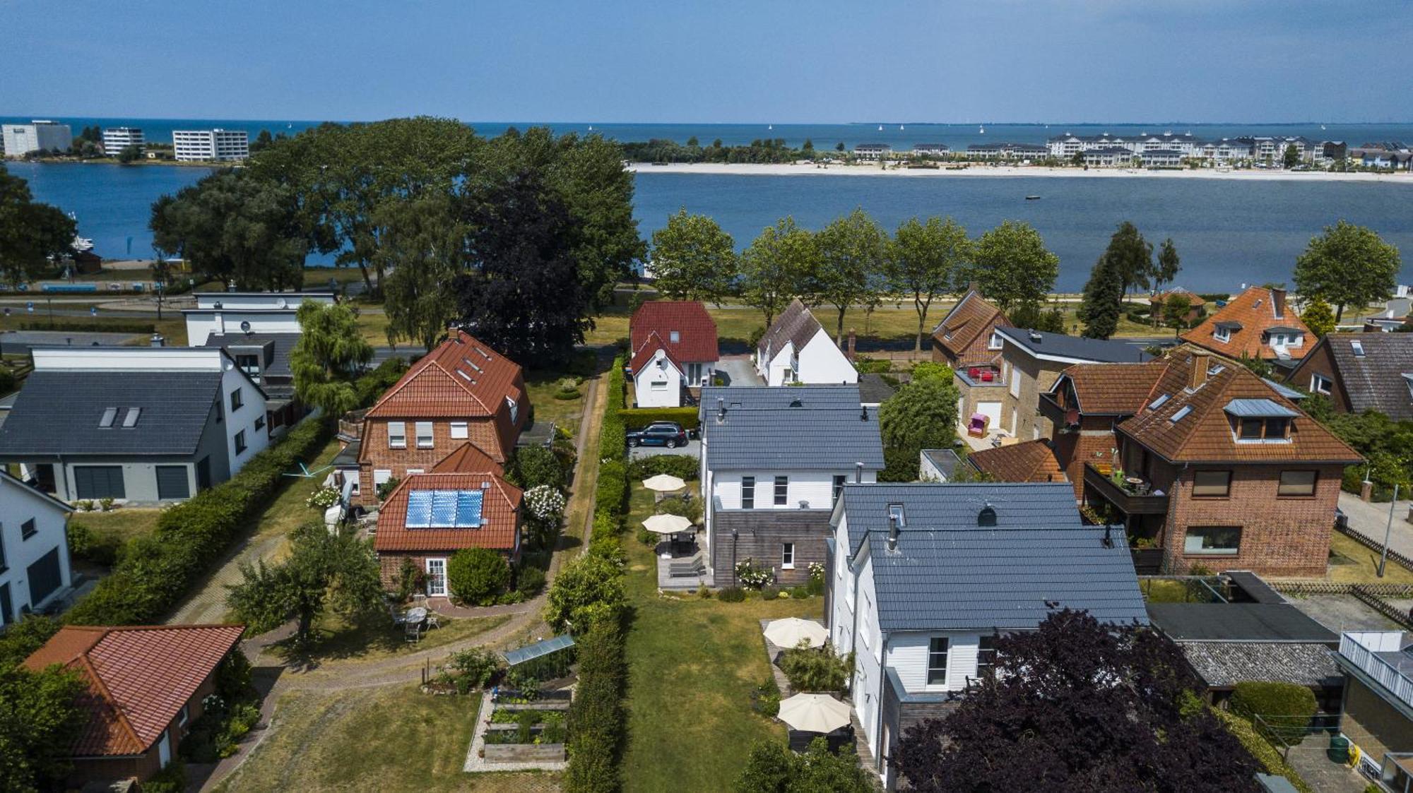 Fischerhaeuser Heiligenhafen